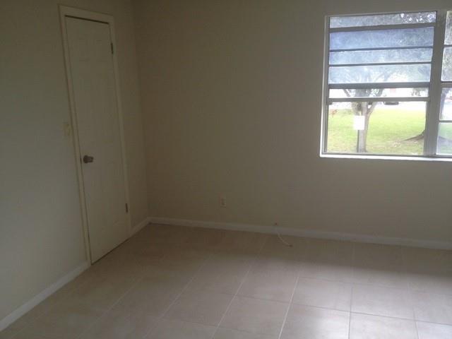Image 12 of 32 For 7027 W. Sunrise Blvd  7027