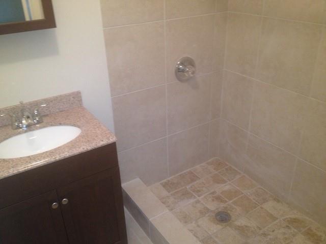 Image 5 of 32 For 7027 W. Sunrise Blvd  7027