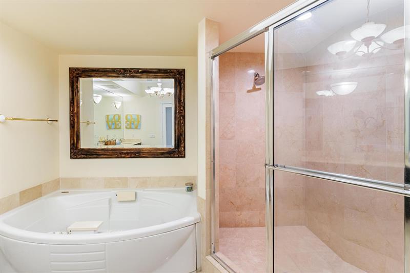 Image 10 of 26 For 3100 Ocean Blvd  604