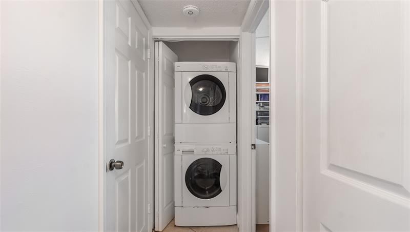 Image 29 of 69 For 409 Republic Ct  409