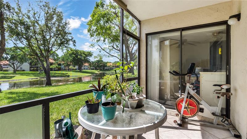 Image 31 of 69 For 409 Republic Ct  409