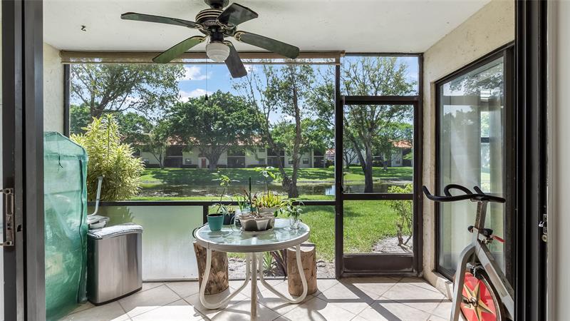 Image 32 of 69 For 409 Republic Ct  409