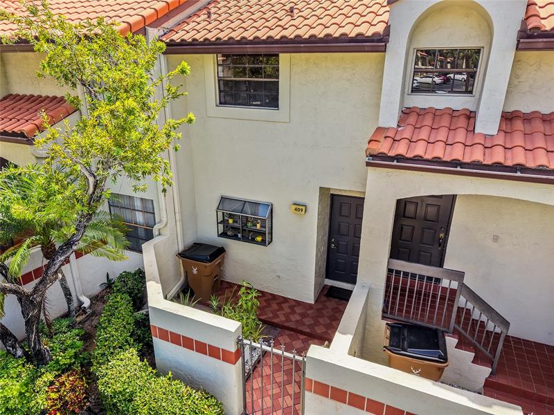 Image 40 of 69 For 409 Republic Ct  409