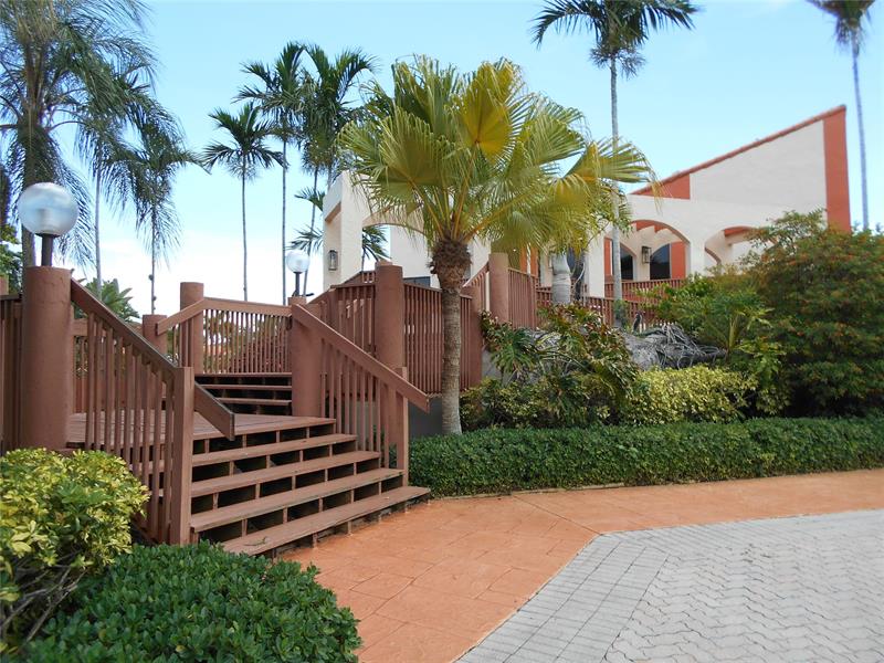 Image 46 of 69 For 409 Republic Ct  409