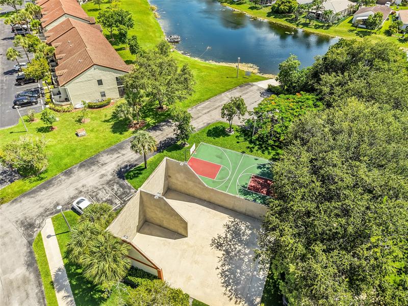 Image 58 of 69 For 409 Republic Ct  409