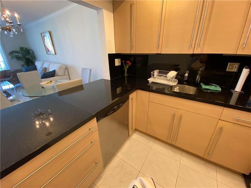 Image 10 of 21 For 336 Birch Rd  6-b