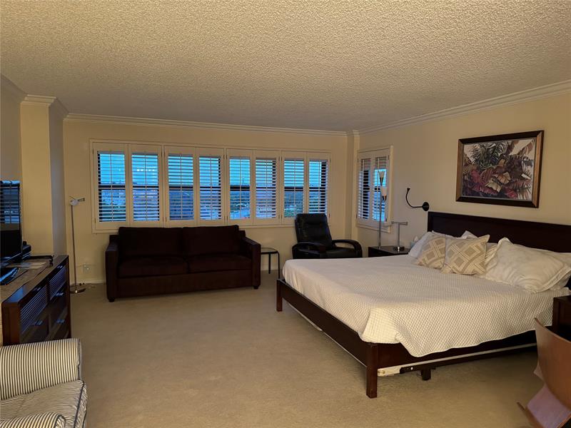Image 21 of 42 For 4900 Ocean Blvd  616