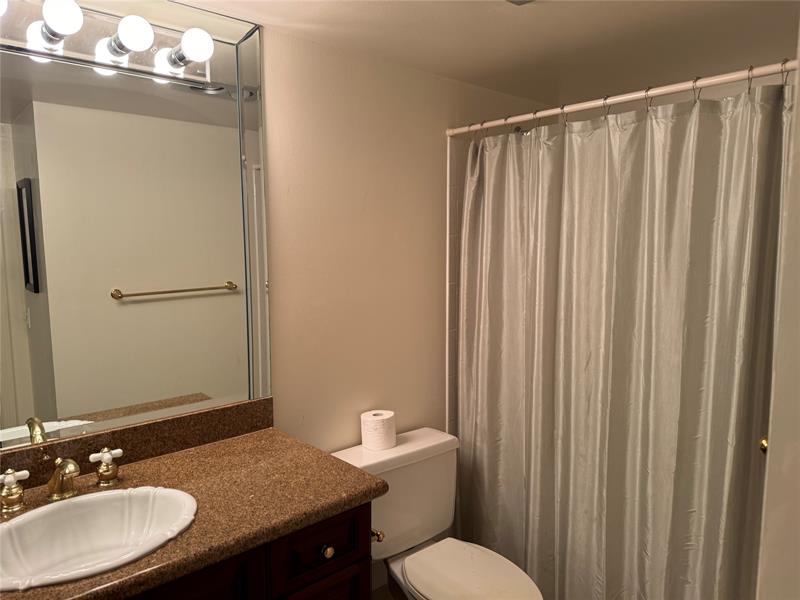 Image 32 of 42 For 4900 Ocean Blvd  616
