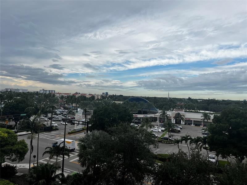 Image 34 of 42 For 4900 Ocean Blvd  616