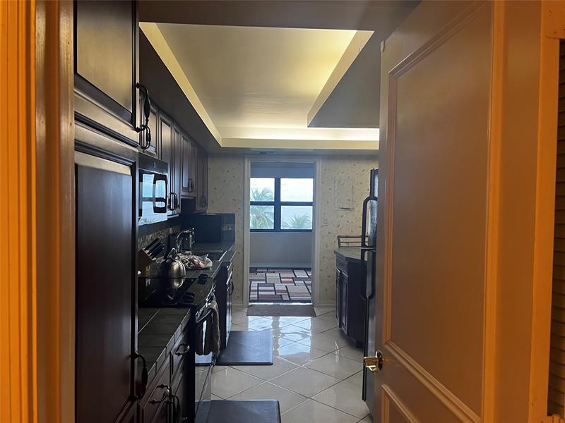 Image 7 of 42 For 4900 Ocean Blvd  616