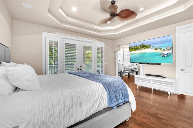 Image 21 of 50 For 21062 Bella Vista Cir
