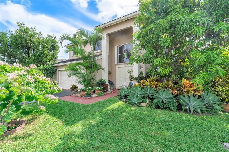 Image 2 of 50 For 5524 55th Dr