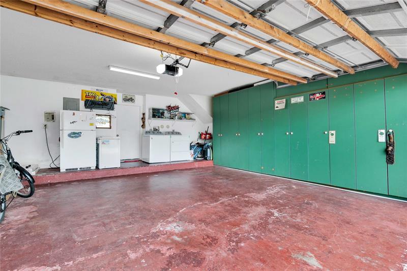 Image 36 of 50 For 5524 55th Dr
