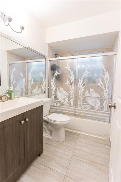 Image 12 of 21 For 7876 189th St