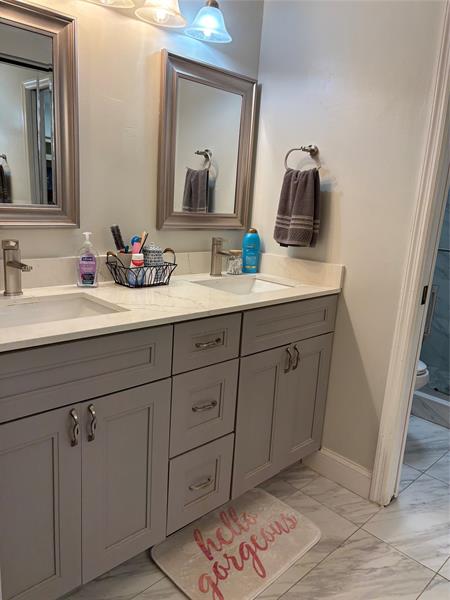 Image 16 of 36 For 7213 Fairfax Dr  107