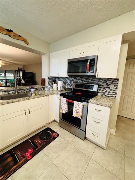 Image 4 of 36 For 7213 Fairfax Dr  107