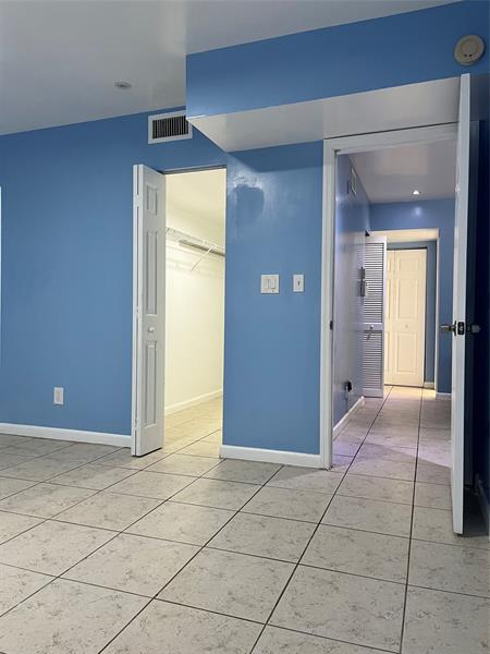 Image 15 of 31 For 2930 55th Ave  1c