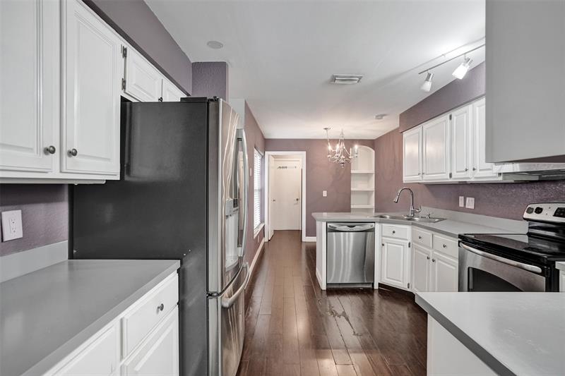 Image 12 of 67 For 11652 19th Dr  11652