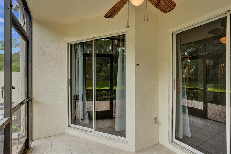 Image 19 of 67 For 11652 19th Dr  11652