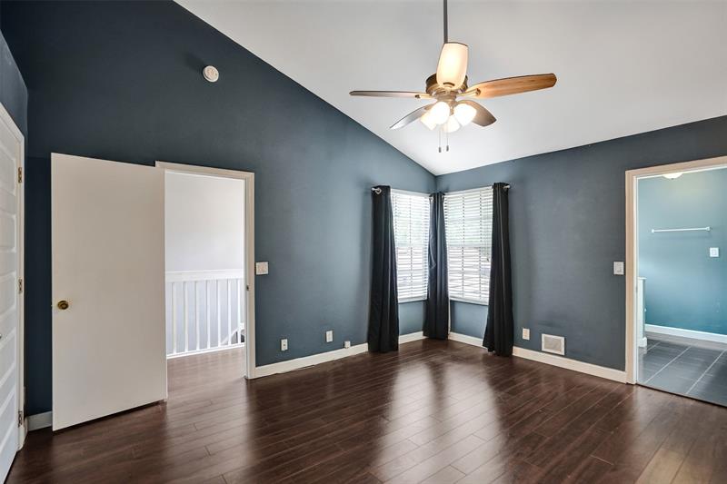 Image 28 of 67 For 11652 19th Dr  11652