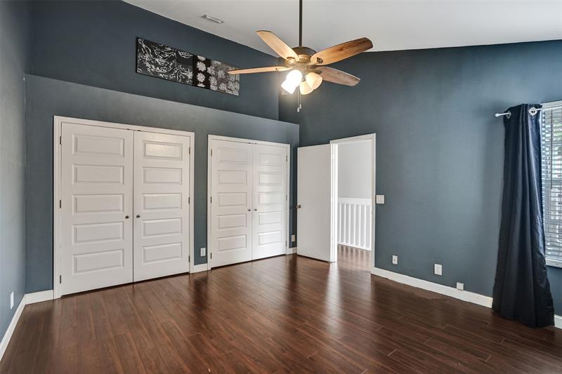 Image 31 of 67 For 11652 19th Dr  11652