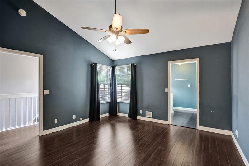 Image 32 of 67 For 11652 19th Dr  11652