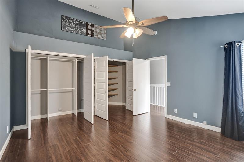 Image 33 of 67 For 11652 19th Dr  11652