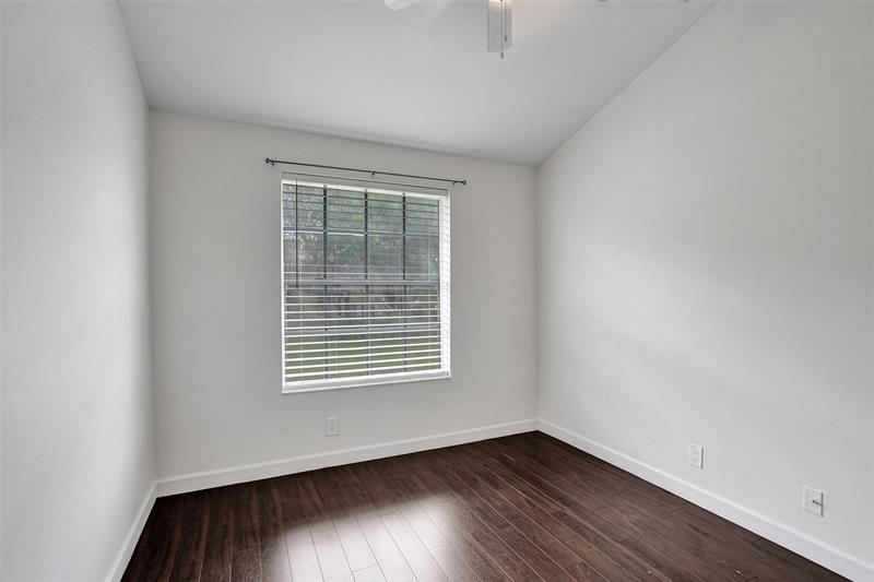 Image 44 of 67 For 11652 19th Dr  11652