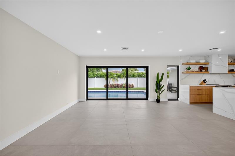 Image 11 of 81 For 2109 64th St