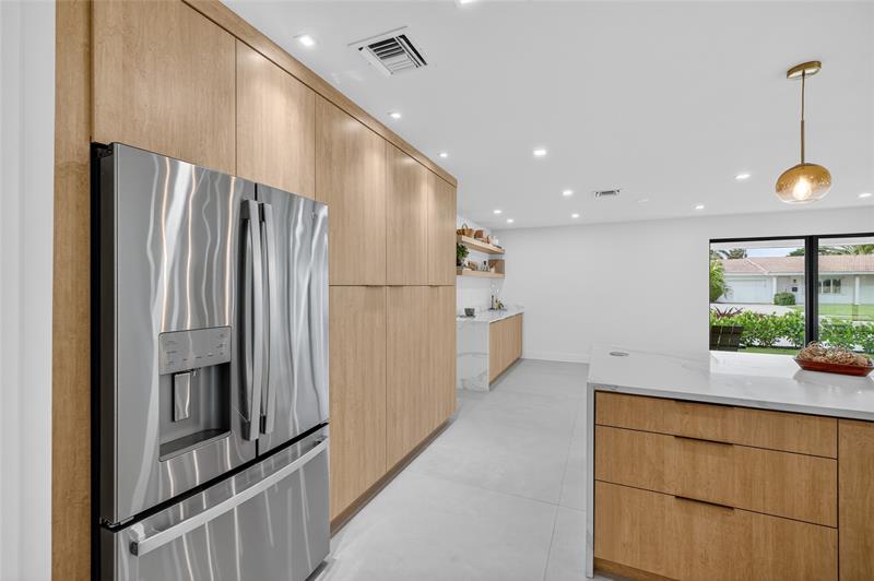Image 25 of 81 For 2109 64th St