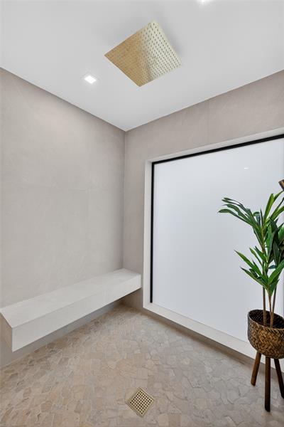 Image 33 of 81 For 2109 64th St