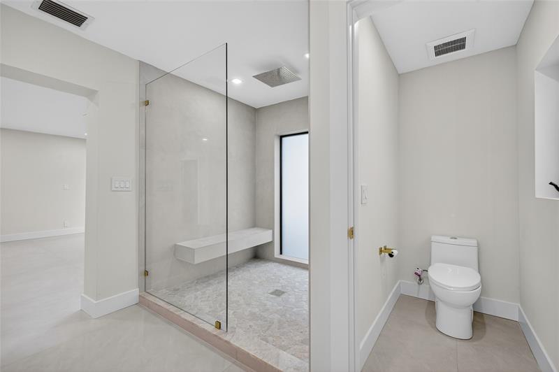 Image 35 of 81 For 2109 64th St