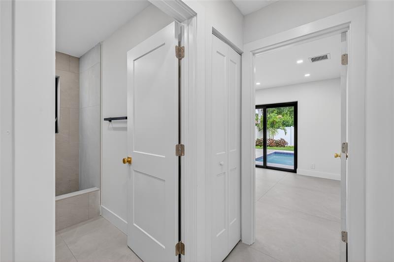 Image 41 of 81 For 2109 64th St