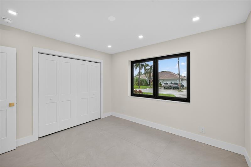 Image 45 of 81 For 2109 64th St