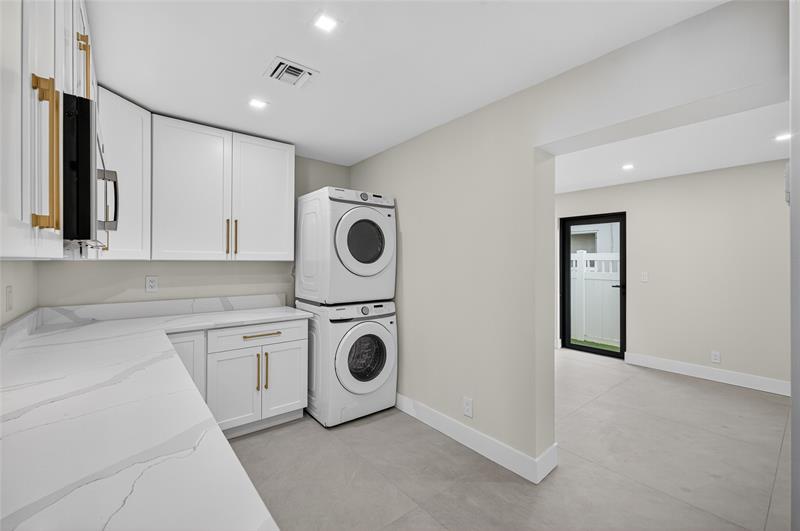 Image 46 of 81 For 2109 64th St