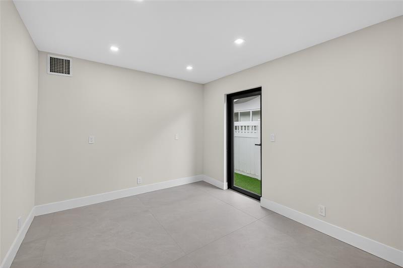 Image 51 of 81 For 2109 64th St
