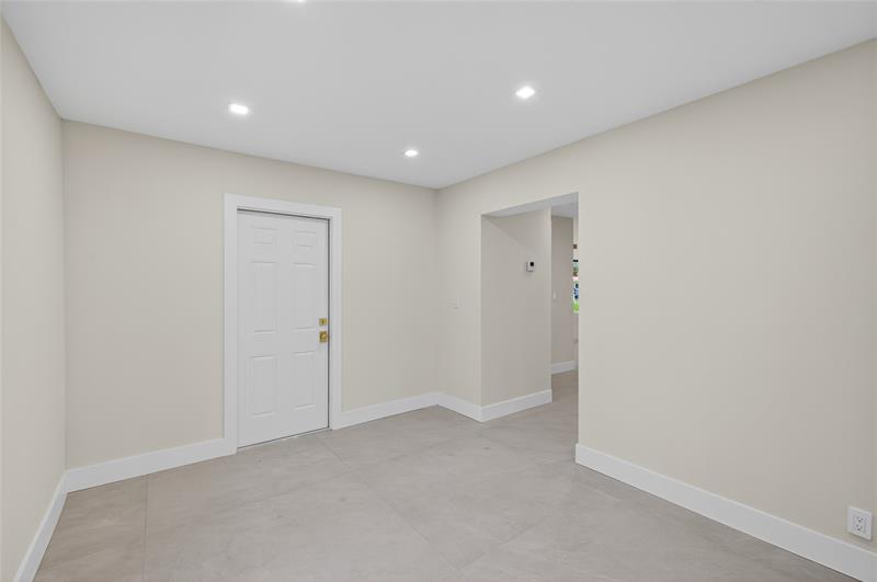Image 52 of 81 For 2109 64th St