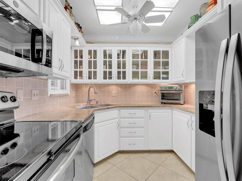 Image 7 of 35 For 3050 47th Ct  204