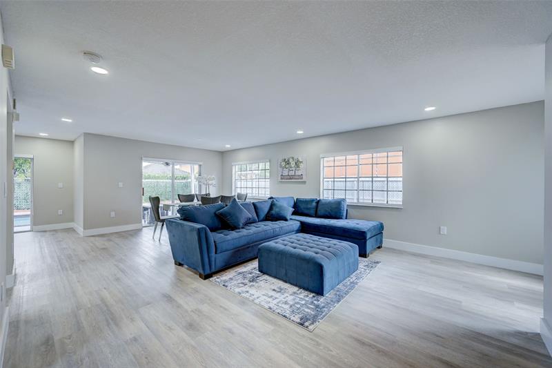 Image 6 of 52 For 14125 167th Ter