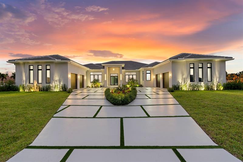 Details for 1280 124 Ave, Plantation, FL 33323