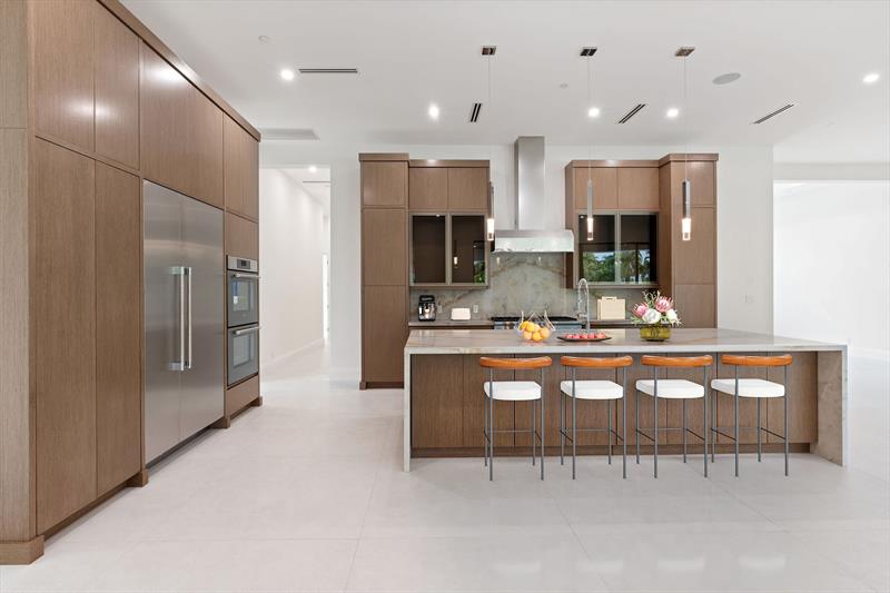 Image 13 of 36 For 1280 124 Ave
