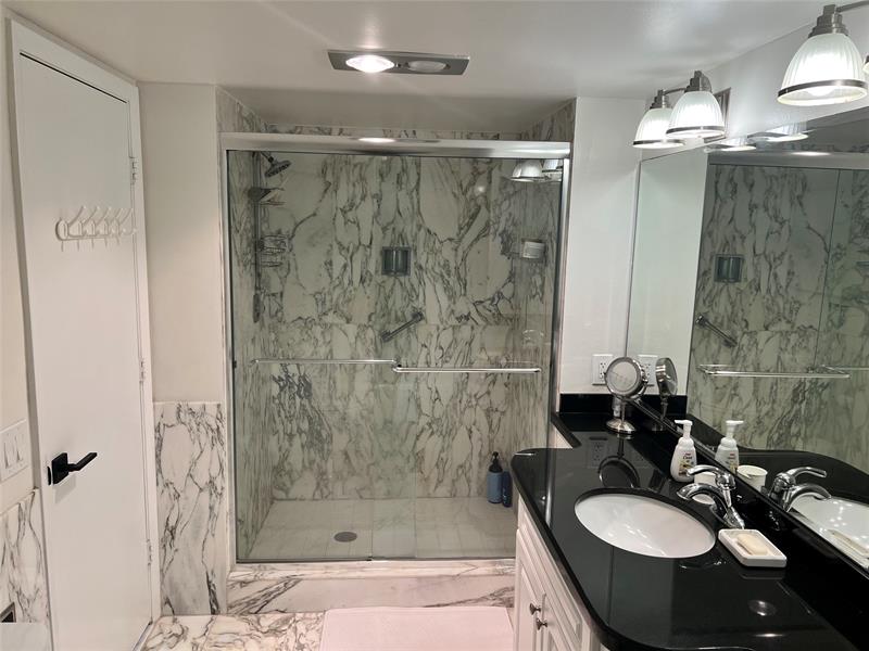 Image 22 of 28 For 4900 Ocean Blvd  1413