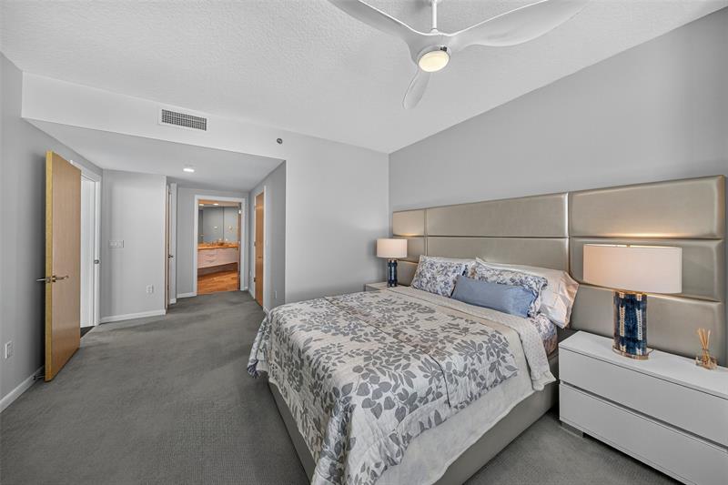 Image 16 of 29 For 1819 17 St  1509