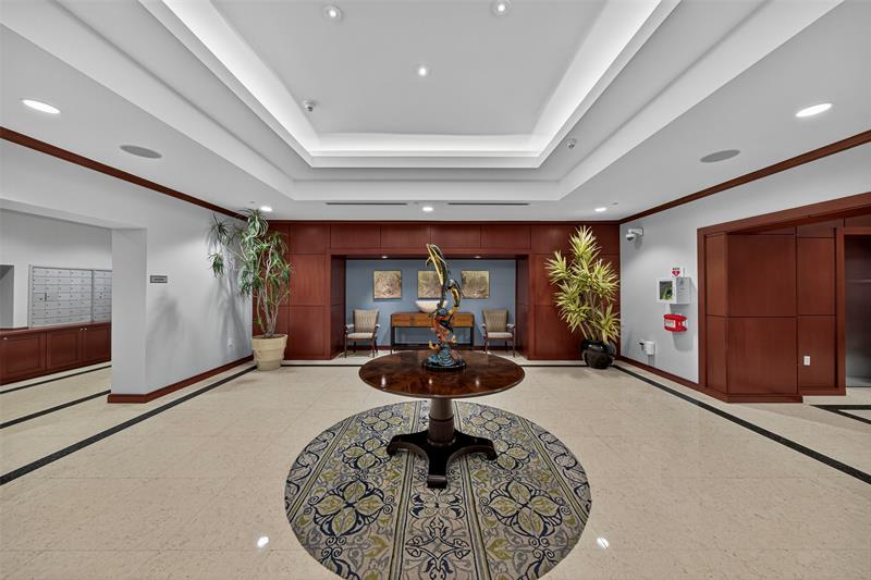 Image 26 of 29 For 1819 17 St  1509