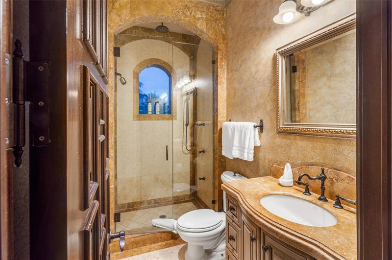 Image 39 of 61 For 2306 Bay Dr  