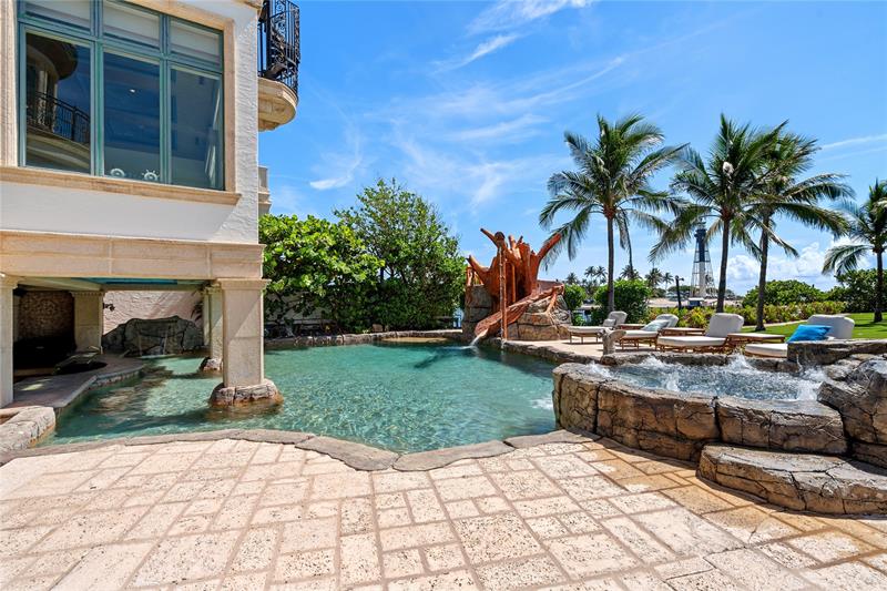 Image 49 of 61 For 2306 Bay Dr  