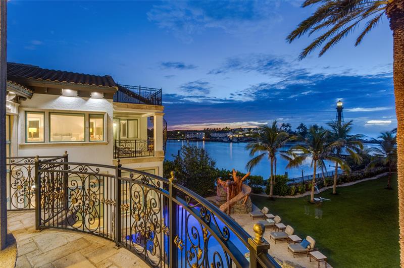 Image 57 of 61 For 2306 Bay Dr  