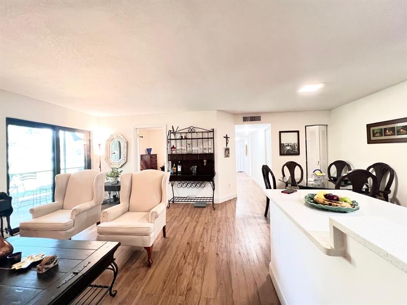 Details for 9999 Belfort Cir  101, Tamarac, FL 33321