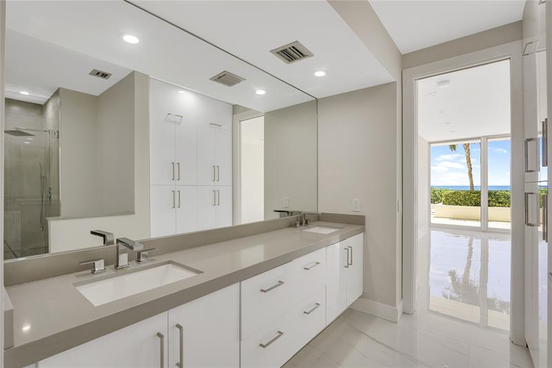 Image 28 of 38 For 2800 Ocean Blvd  Villa H