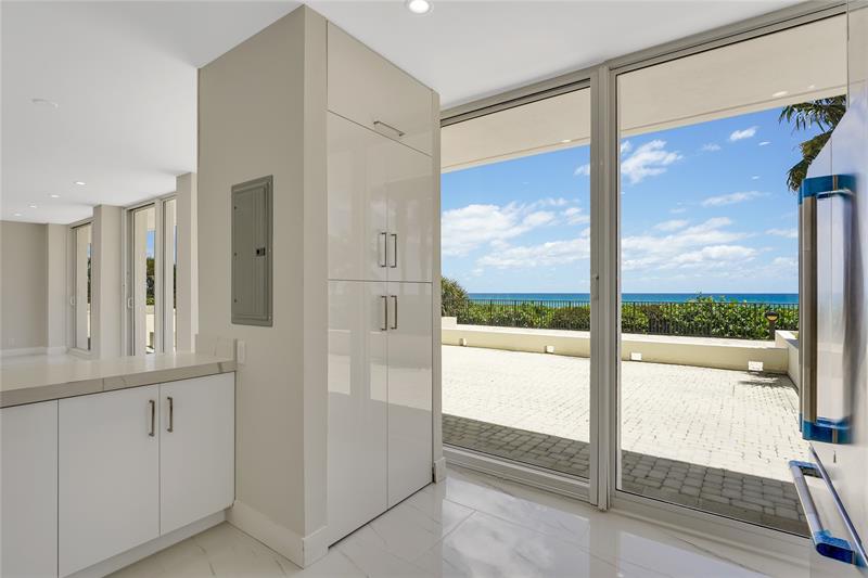 Image 33 of 38 For 2800 Ocean Blvd  Villa H
